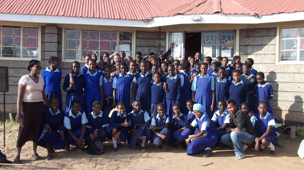 Equip a rural Kenyan library with a computer lab - GlobalGiving