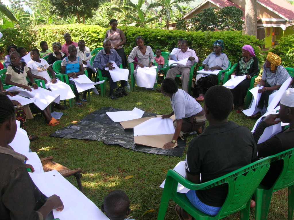 Boost womens juice making business in Uganda GlobalGiving