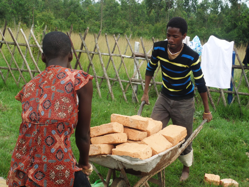 Donate to Build new bathrooms for a village in Uganda GlobalGiving