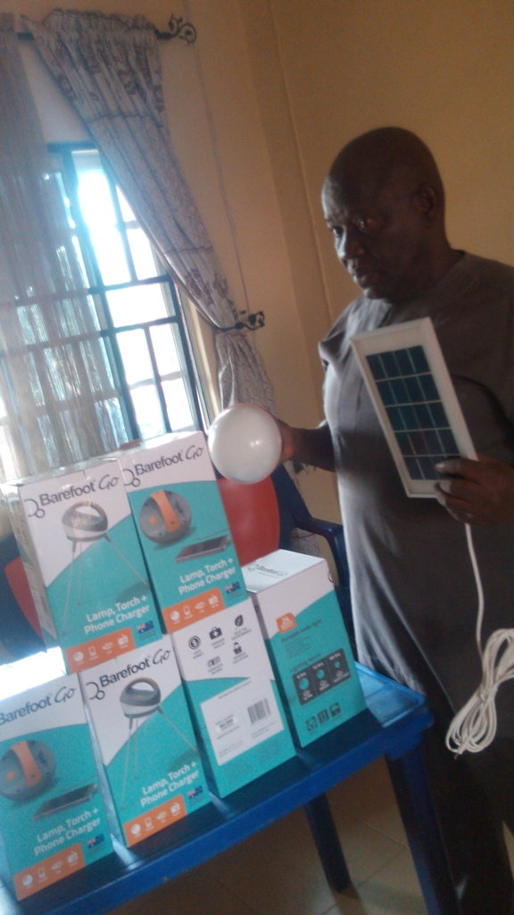 Solar Lighting Lamps to 500 Villagers in Nigeria GlobalGiving