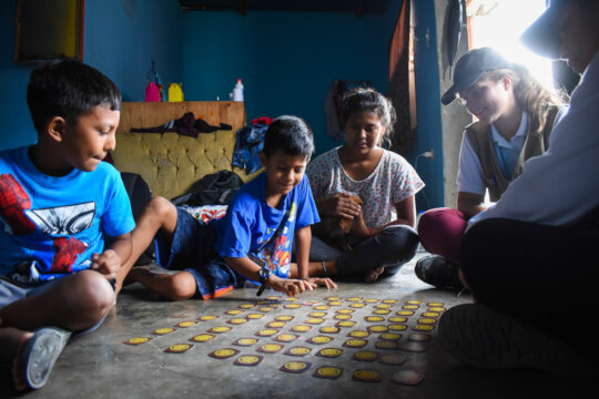 Therapy for ecuadorian children to break the cycle