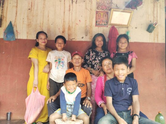 Reintegrate 30 children into families in Nepal