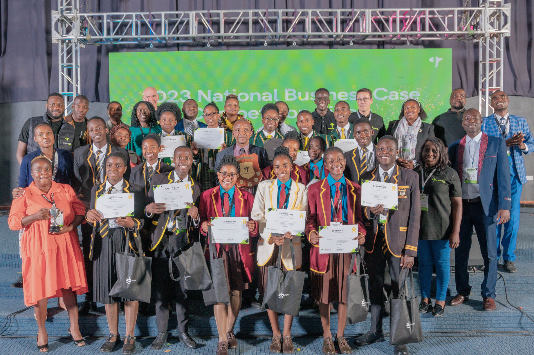 Develop 1,000 future business leaders in Zimbabwe - GlobalGiving