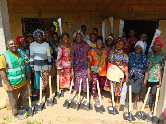 Help farmers and youth in Africa grow food & hope