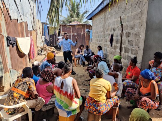 Support 90 micro-entrepreneurs in Sierra Leone
