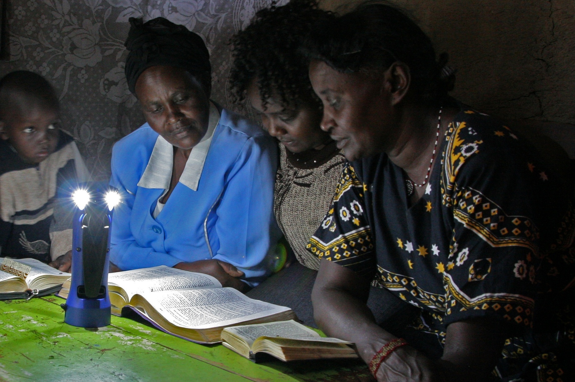 Lighting Kenyan Women's Lives GlobalGiving