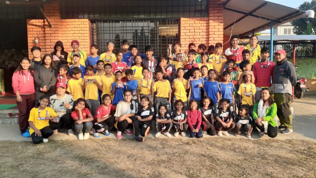 christmas-gifts-for-400-impoverished-children-globalgiving