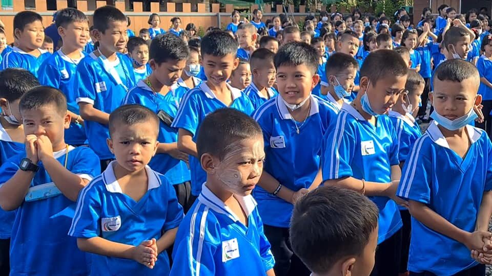 Donate to Help Migrant Children Travel to School! GlobalGiving