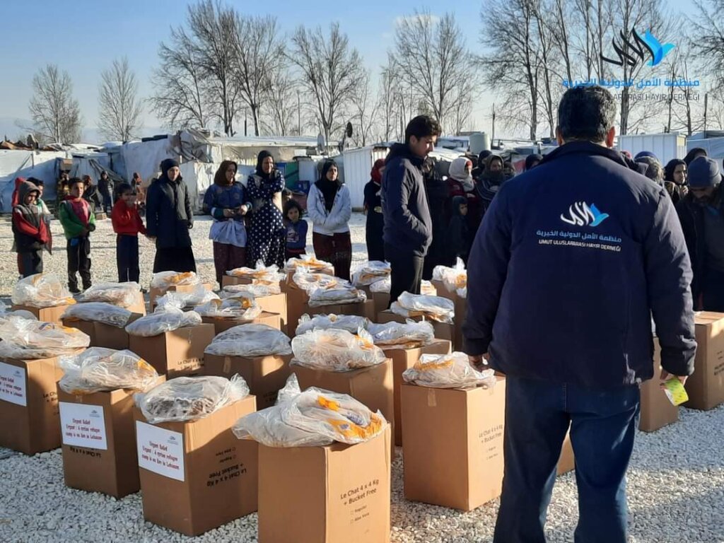 Supporting 200 poor families in northern Syria GlobalGiving