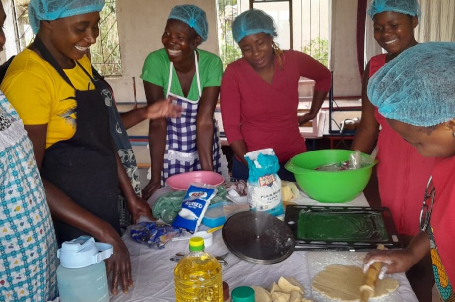 Donate to Bridging Education Gap for 150+ in Zimbabwe - GlobalGiving