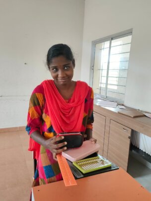 Stationery kit for visually challenged students