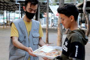 Empowering Refugees with Daily Hot Meals