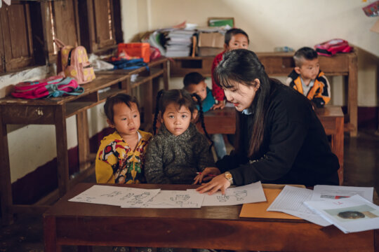 Safe Steps for Kids: UXO Education in Laos