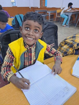 Help 400 Children in Settlements Stay in School