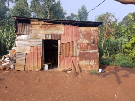 BUILD A KITCHEN TO SUPPORT FEEDING 520 KIDS.