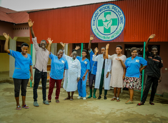 Equip 50 Health Heroes in Burundi to Serve 25,000