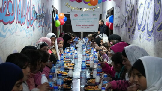 Iftar Meals for Orphans in Crisis Regions