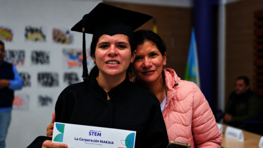 Keep Earthquake-Hit Students Learning in Colombia