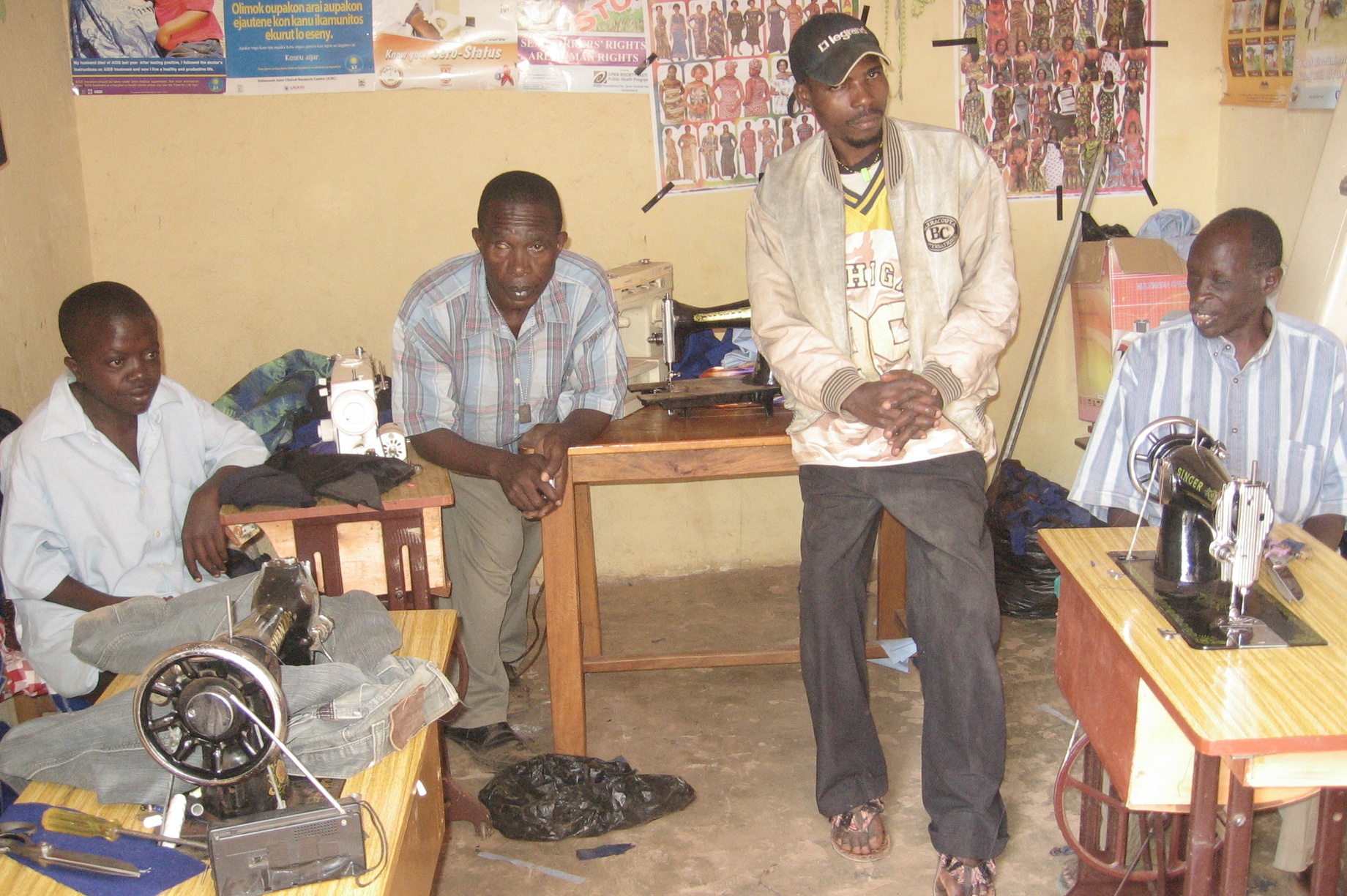 Help the blind raise from tailoring GlobalGiving