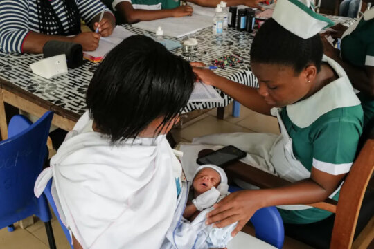 Help 300 Mothers Prevent Anemia in Ghana