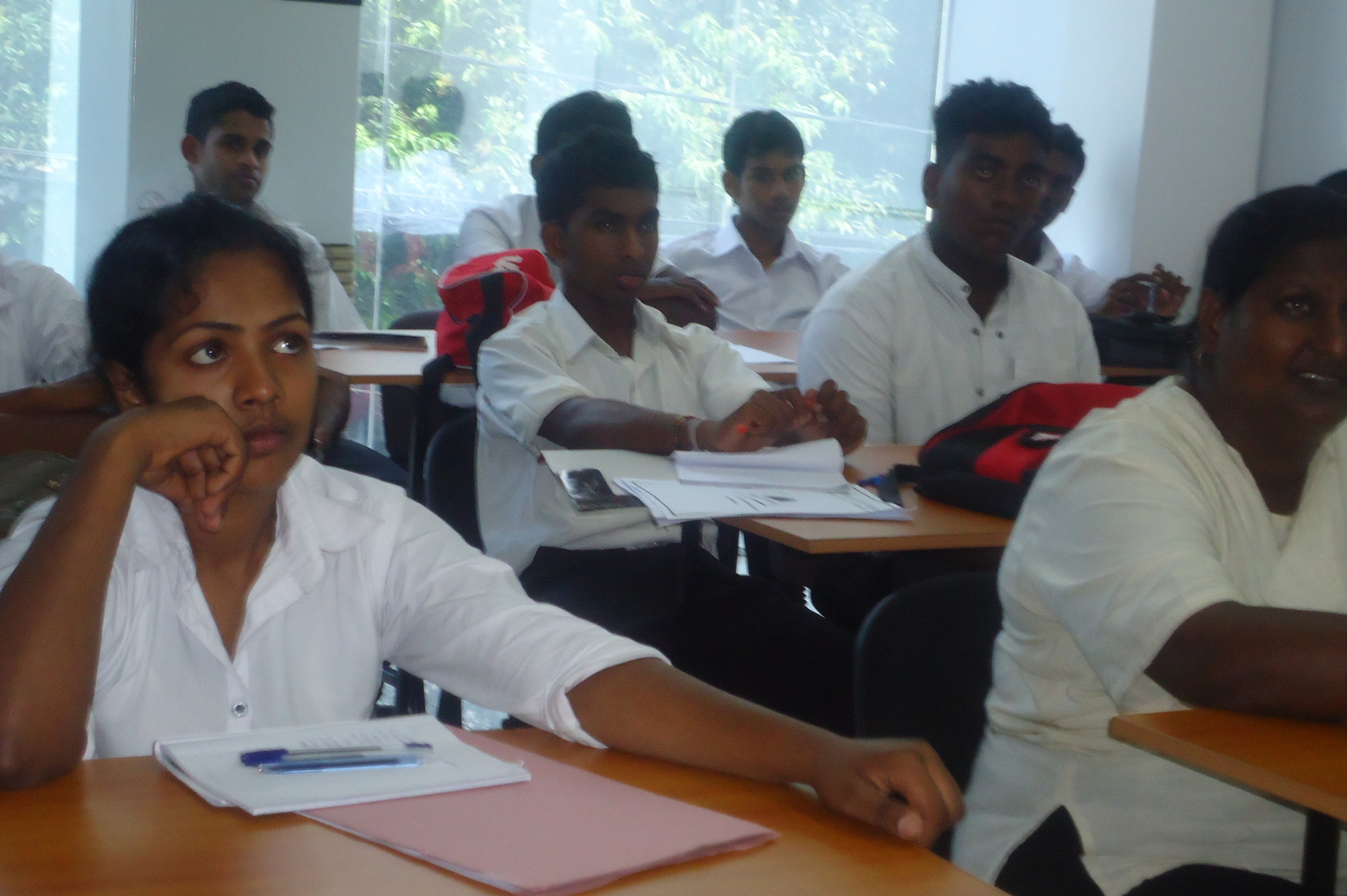 How to Share Job training for young people in Sri Lanka GlobalGiving